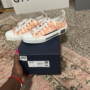 Dior women sneakers size 39 ..worn 2 times